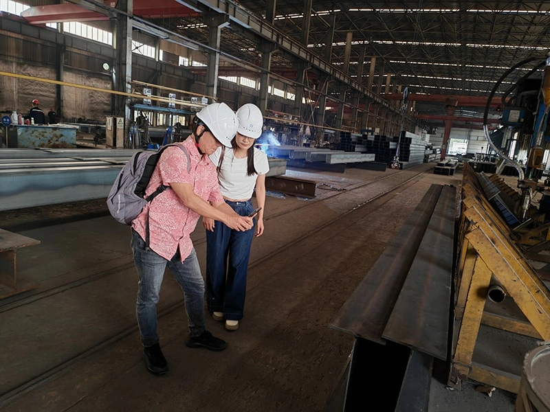 Strengthening Ties — Cliente malasio探索钢建筑解决方案 Strengthening Ties — Cliente malasio探索钢建筑解决方案